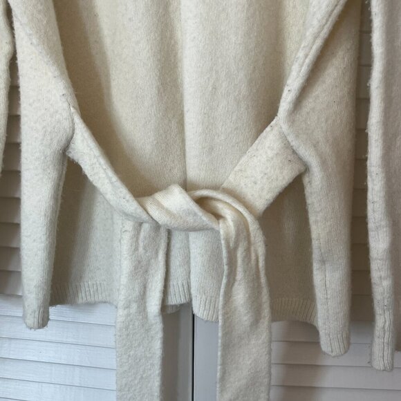 Madewell Tie-Front Wrap Sweater medium cream wool blend - Picture 4 of 14
